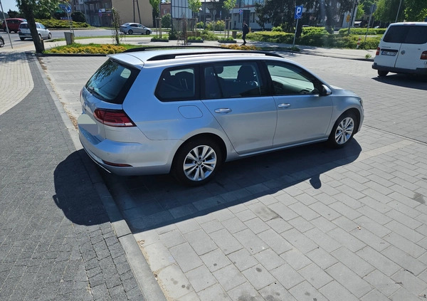 Volkswagen Golf cena 43900 przebieg: 229000, rok produkcji 2018 z Wyszków małe 137